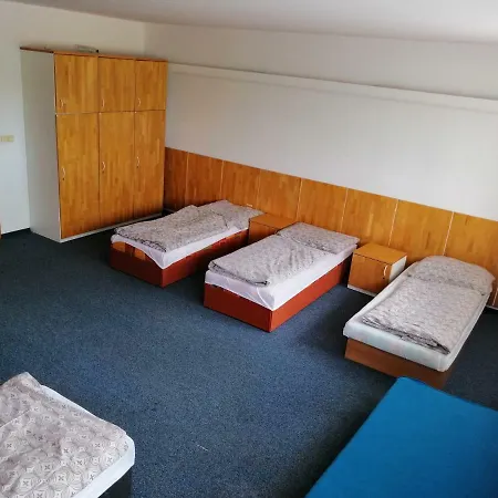 Casa de hóspedes Turisticka Donly *